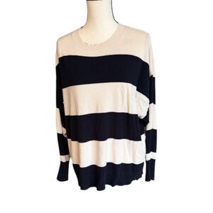 LOFT Cream and Navy Knit Sweater Large